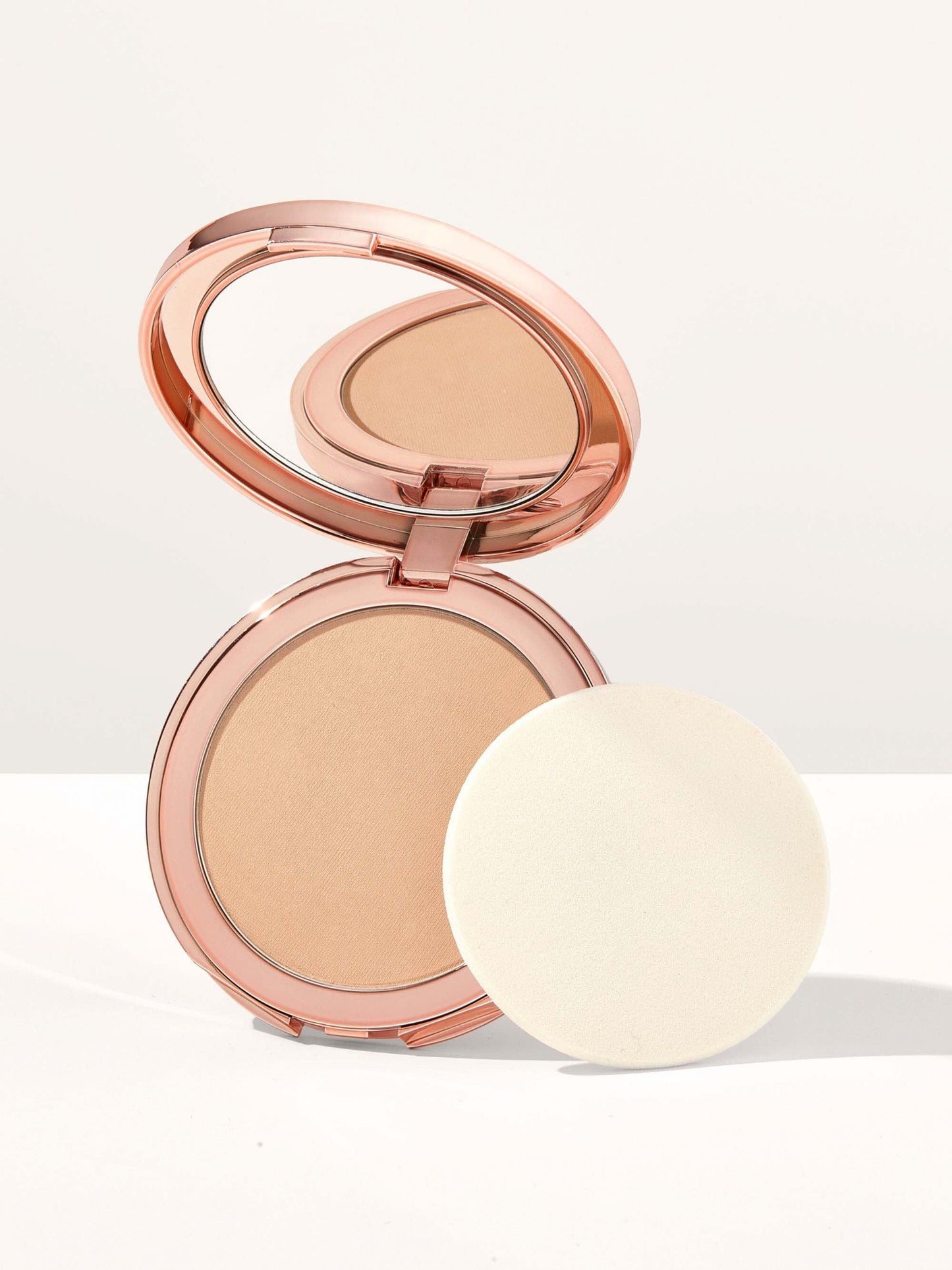 smooth operator™ Amazonian clay tinted pressed finishing powder